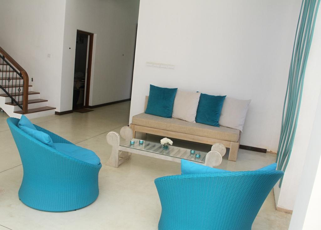 Binnacle Negombo Luaran gambar
